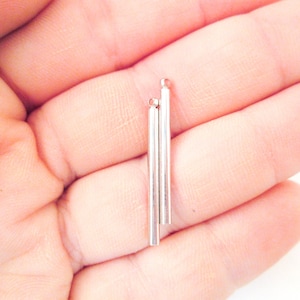 6 25 mm Srebrne zawieszki w kształcie pręta Długie zawieszki w kształcie pręta 25 x 2 mm L113