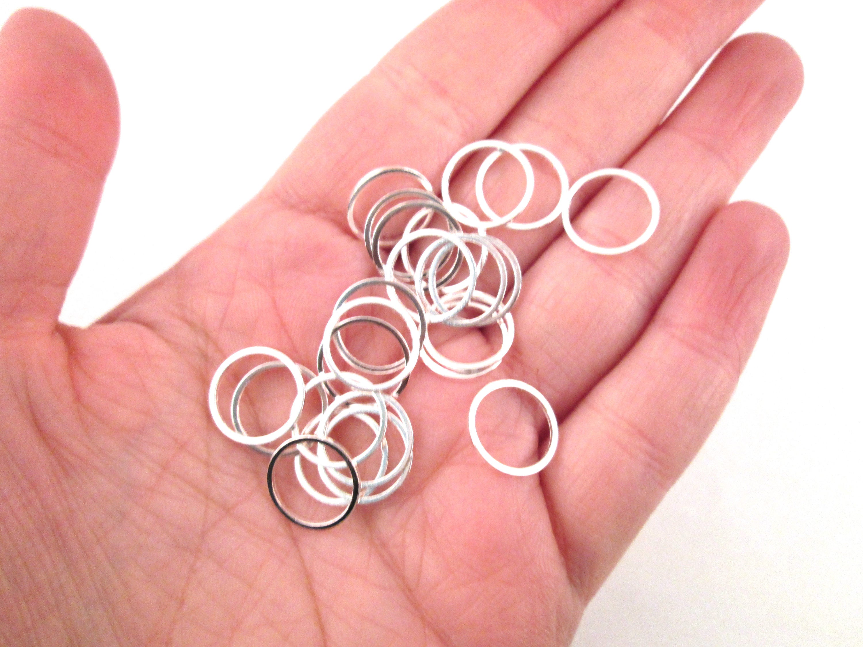 50 Silver Plated 10mm Circle Connectors, Round Linking Ring