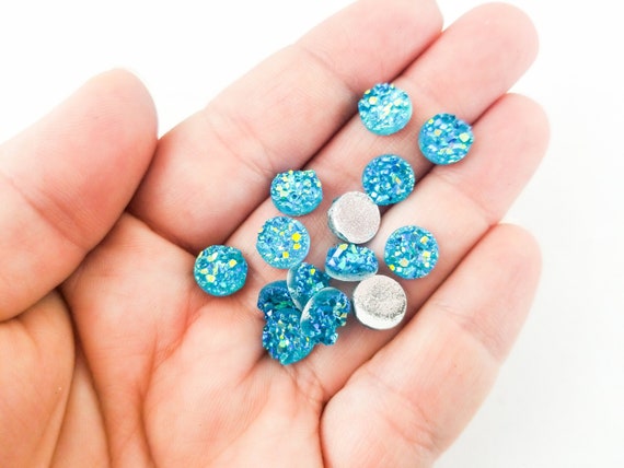 Resin Cab - Round Small, Blue AB Resin Cab - Round Small, Blue AB