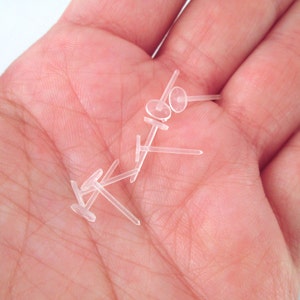 50 pair 6mm Round Flat Glue Pad Clear Plastic Ear Studs Hypo-Allergenic Earring Posts with Ear Nuts, H499
