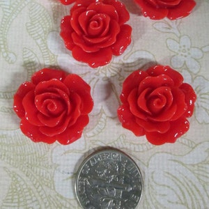10 red 20mm rose resin cabochons, beautiful flower cabs image 1