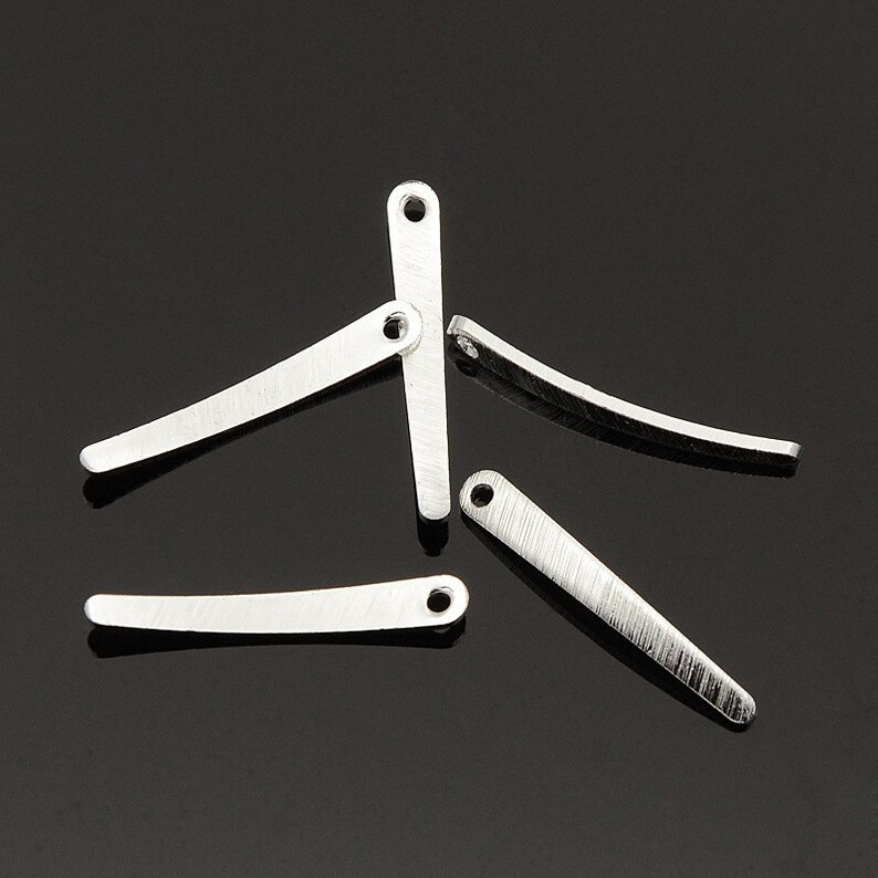 A105 10 silver plated metal drop charms
