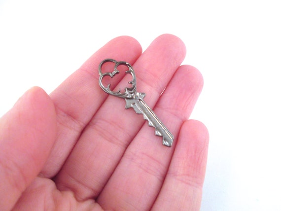 pick your amount Silver Plated Padlock Heart with Key Charms D155