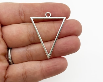 6 Silver Plated 35mm Triangle Charms, Open Bezel Pendant Blank Tray, Triangular Uv Resin Frame Bases F220