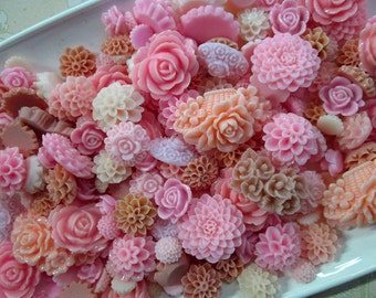 20pc. pink flower cabochon mix,  cute grab bag of roses, mums etc...