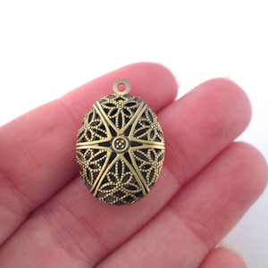 3 Oval Brass Plated Diffuser Fragrance Lockets Pendants, Bronze Plated Filigree Charms, 16x24mm D4