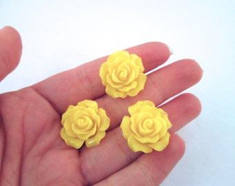 10 yellow 20mm rose cabochons