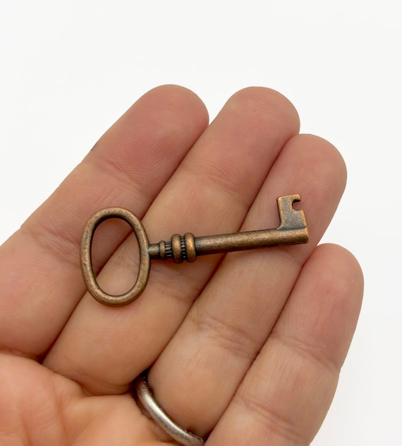 6 antique red copper plated 41mm skeleton key pendant charms, 41mm x 17mm, D148