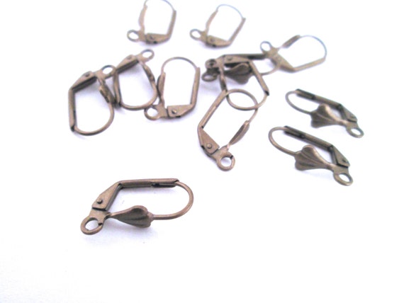 12 Pair Brass Plated 19mm Leverback earrings, Scalloped Fleur De Lis Ear Hooks, Bronze Lever Back Ear Findings C100