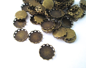 20 Brass Plated 12mm Scalloped Setting Blank, Lace Edge Bezel Finding, B43