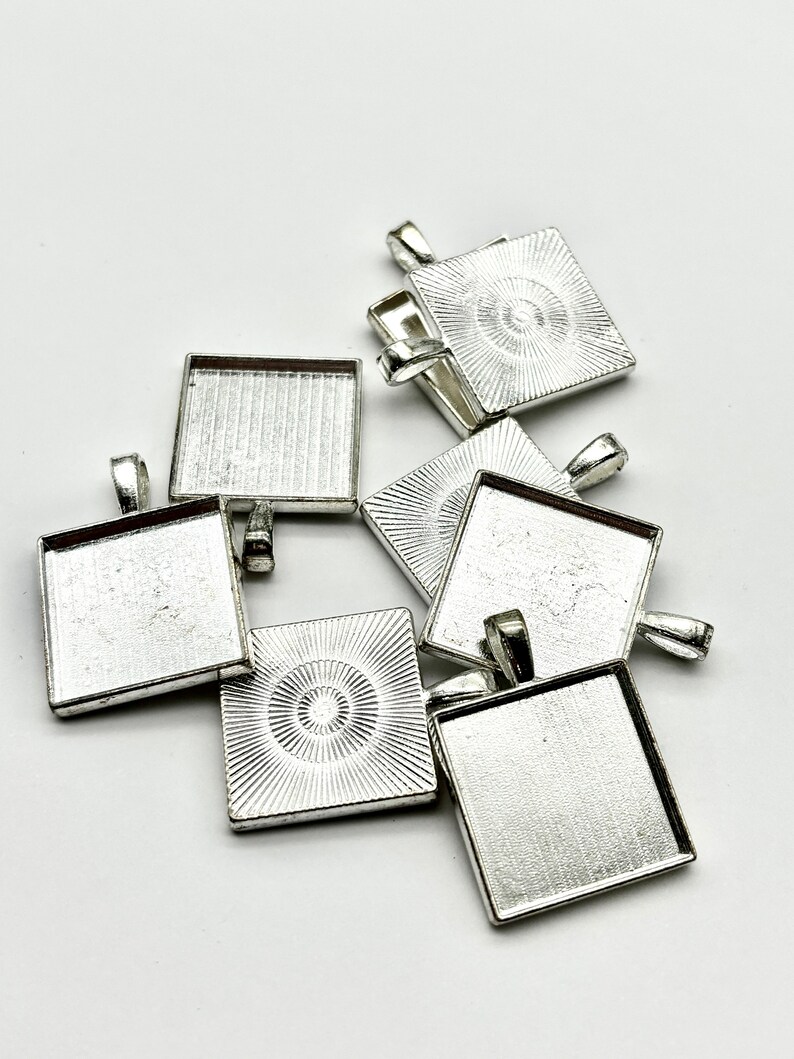 Five 20mm silver plated square bezel settings, B123 image 3