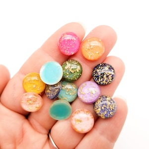 10 12mm Round Assorted Flatbacked Resin and Gold Foil and Glitter Cabochons, Mixed Color Flat Backed Acrylic Plastic Cabs H493