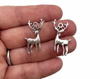 10 Silver Plated Christmas Reindeer  or Deer Stag charm pendants, L131