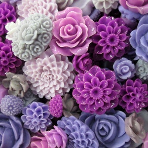 20pc. purple flower cabochon mix,  cute grab bag of roses, mums etc...