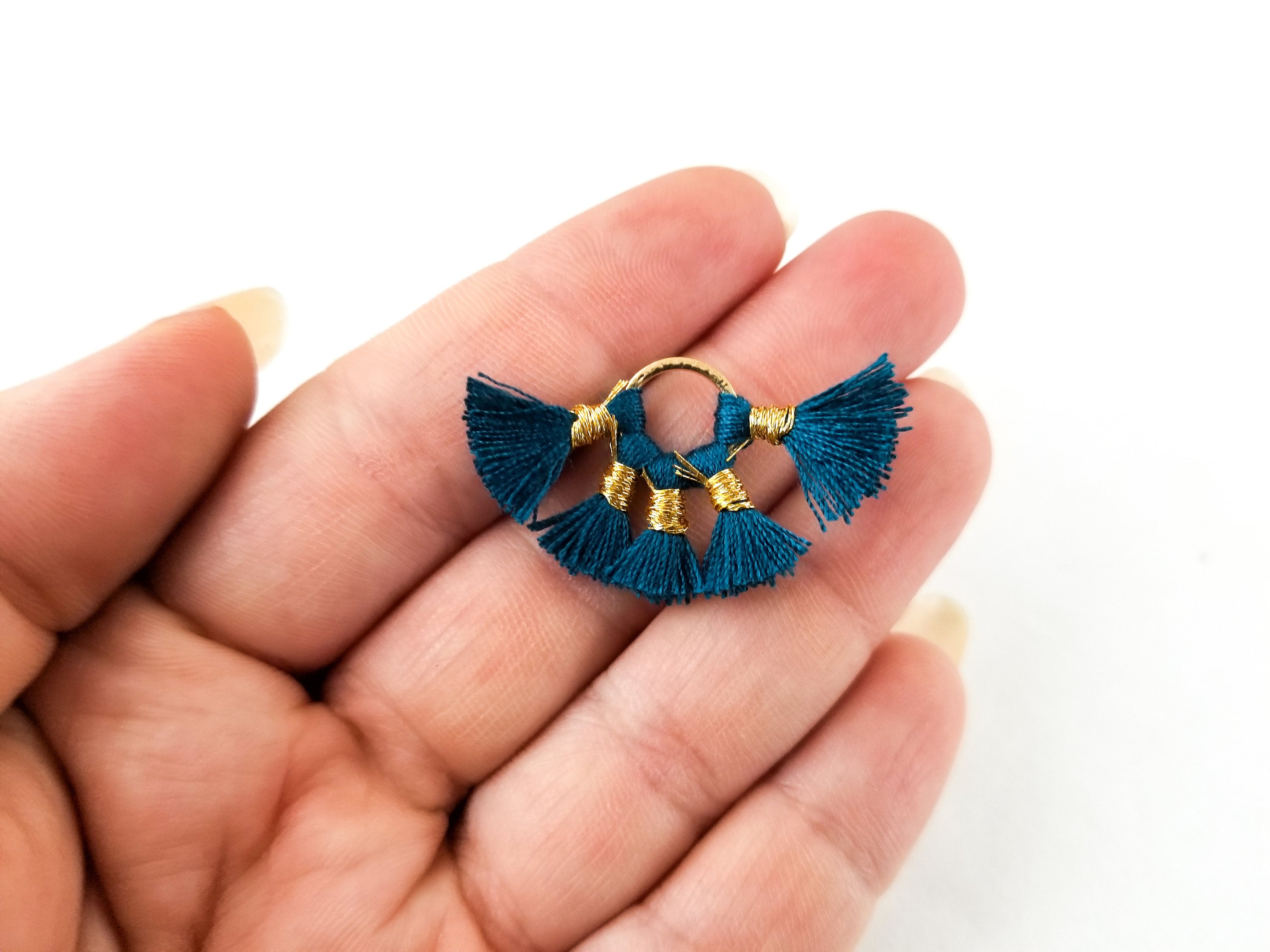 BUNNEY バニー 15mm pyramid stud 1個 ※袋なし Bunny Earrings | Cute & Dainty Stud Earrings | Hypo