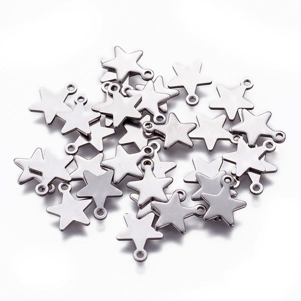 20 Stainless Steel Star Pendant Charms, A354