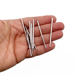 6 zawieszek w kształcie pręta srebrnego o długości 50 mm, 50x1,5 mm, L470