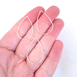 15 Silver Plated Open Teardrop Connectors, Silver Teardrop Charm Pendants, 17x25mm, F94