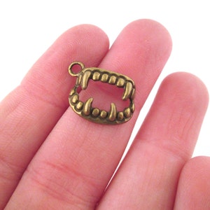 Brass Vampire Fangs Teeth Charms, Bronze Halloween Dracula Vamp Pendants, pick your amount, A293