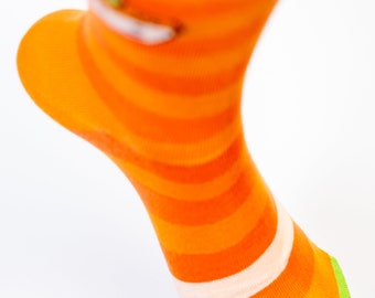 Strahlendes Orange & Grün Gestreifte Socken aus Portugiesischer Bio-Baumwolle, Witziges Fruchtmotiv