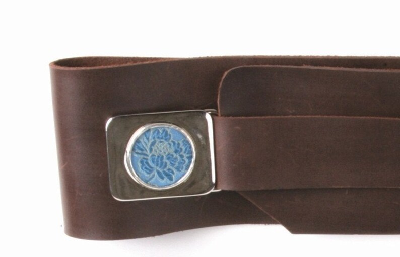 Wide Leather Belt with Silk and Glass Buckle image 2