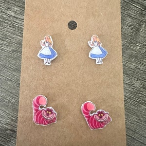 Alice in Wonderland Cheshire Cat Pairs Earrings Disney Earrings Princess Earrings Disney Trip Stud Earrings
