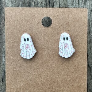 Valentine's Ghost Stud Earrings: Acrylic Novelty Jewelry
