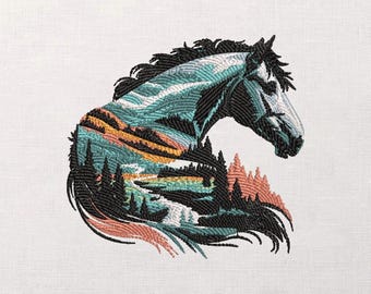 Peut inclure: Broderie d'une tête de cheval avec un paysage intégré. Le cheval est noir et gris, avec une crinière détaillée. Le paysage comprend une rivière, des arbres et un coucher de soleil aux tons orange, turquoise et rose.