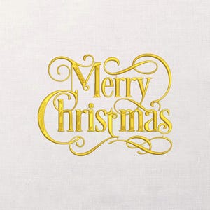 Puede incluir: Texto bordado en oro sobre fondo blanco que dice "Merry Christmas". El texto tiene una fuente decorativa y cursiva con adornos. El bordado tiene un aspecto texturizado, y el fondo es una tela lisa de color blanco roto.