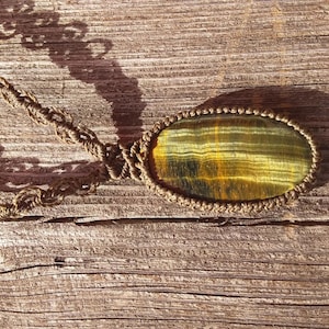 Macrame tiger's eye necklace