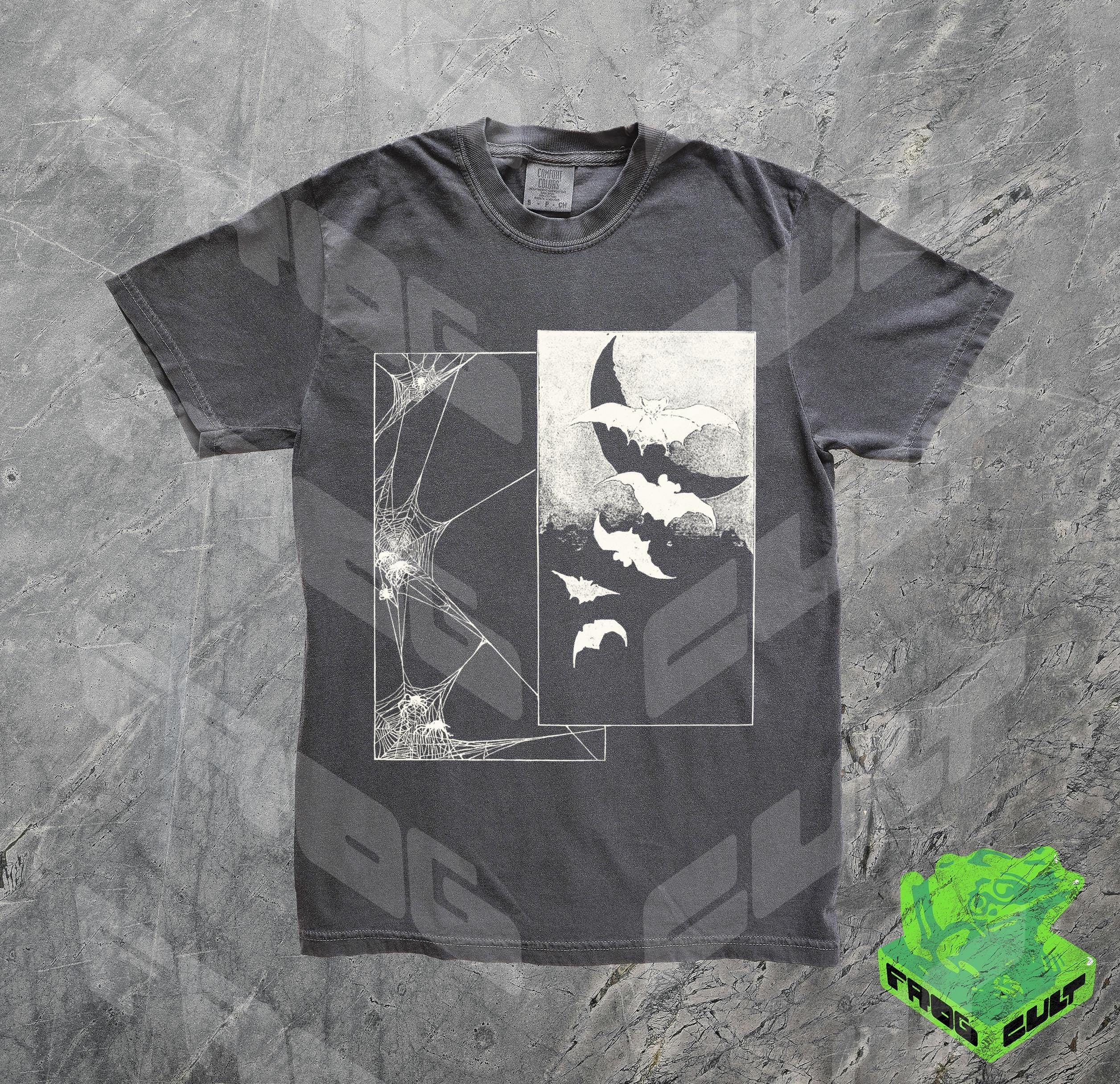 Bats and Spiders Y2k T-shirt, Vintage 90s Style T-shirt, Washed 