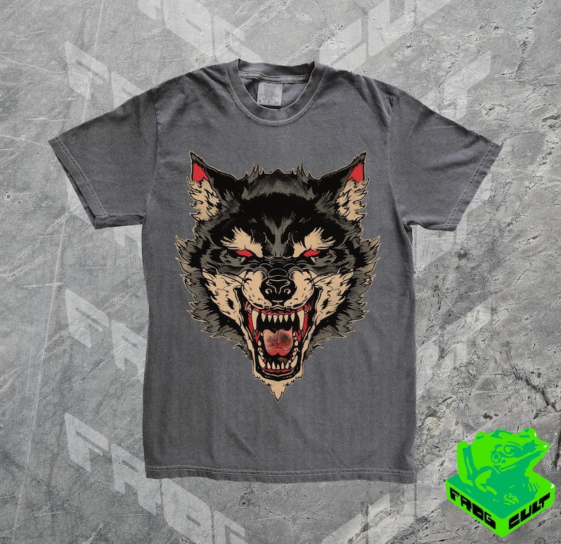 large isolated print of a wolf head baring teeth, in the style of traditional japanese tattoo art