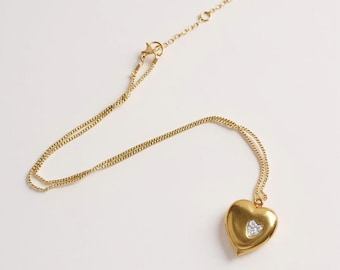 Vintage Gold Filled Heart Locket and Gold Plated Chain