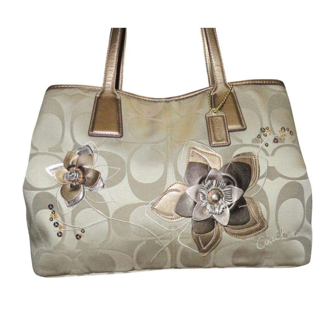 バッグ Coach Floral Applique Hand Bag Coach Emory Top Handle Bag With Floral Applique | Brixton Baker