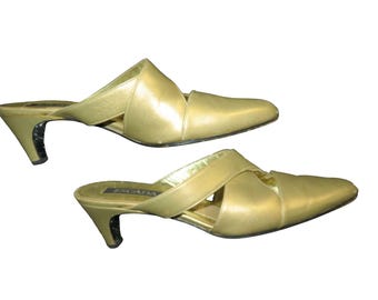 Escada Vintage Gold Italian Leather Crisscross Kitten Heeled Mules Sandals sz 6