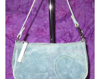 Coach 2002 Zeldzame vondst babyblauwe suède demi baguettetas met hartstiksels
