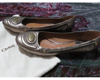 Chloe Chloé Vintage Silver Italian Leather Logo embossed slip On ballet flats shoes size 9