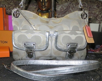 Coach Y2K Poppy Grey & Silver Metallic Signature Hippie Jacquard Bag Push locks