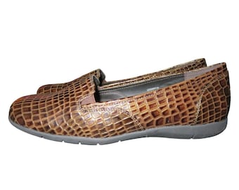 Comfort View Leisa Brown Crocodile Vegan Patent Leather Loafers Flats 10.5