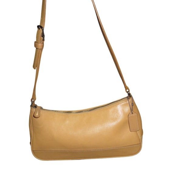 Coach Y2K Vintage Hampton Demi Tan Leather Baguette Pochette