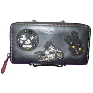 Cartera de piel con cremallera tipo acordeón de edición limitada Coach X Disney Mickey Patches