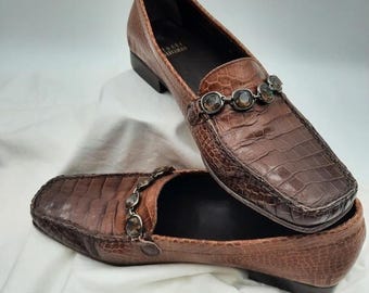 Stuart Weitzman Brown Italian leather Croc Embossed Gem Embellished loafers sz 7