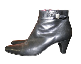 Frank & Oak Italian Leather Lace-up Ankle Boots in Black  display picture 1