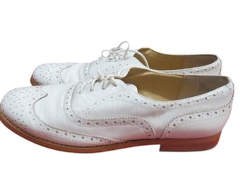 Blake Scott Kate Vintage Laser Cut All Leather White Oxford Loafers lace up 7.5