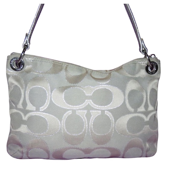 COACH Poppy シルバー グレー Coach Poppy Grey & Silver Metallic Signature Hippie Jacquard