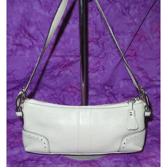Coach 2005 Vintage Hampton Pebbled Leather Demi Baguette Shoulder