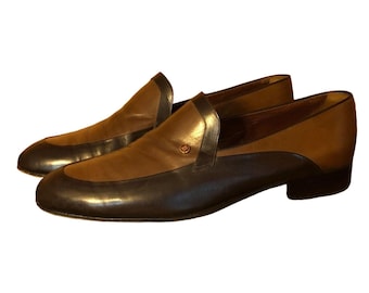 Sapatos sociais Bally Vintage em couro italiano bicolor, feitos à mão na Itália.