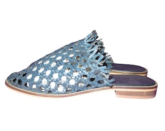 Free People Mirage Retro Blue Woven Raffia Leather Mules Clogs Made in India 40 or 10