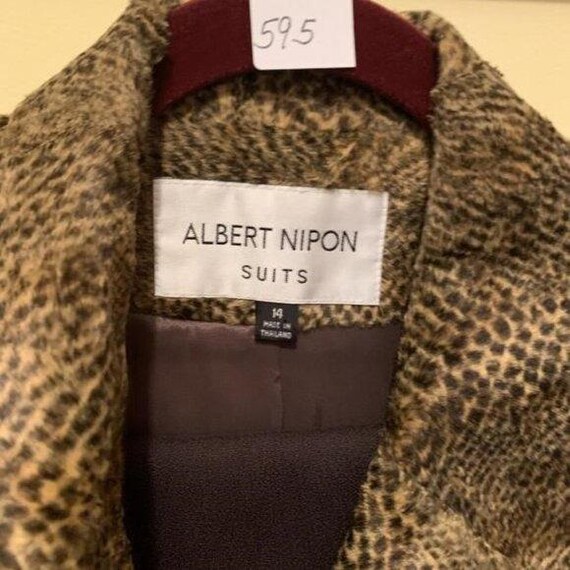 Albert Nipon Vintage Leopard two-piece power care… - image 4