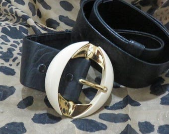 Alexis Kirk Vintage Snakeskin Leather Belt, Gold Embellished  display picture 3